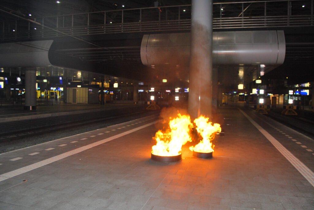 Smoke Detection In A Trainstation In Den Haag Testen By Efectis